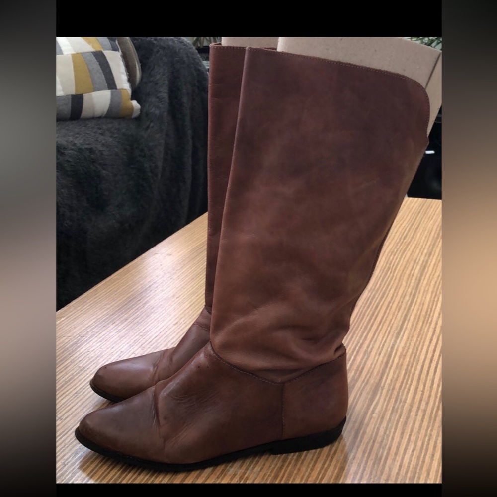 Vintage 80s Genuine Authentic Mia Leather Slouch Boots
Size 7.5